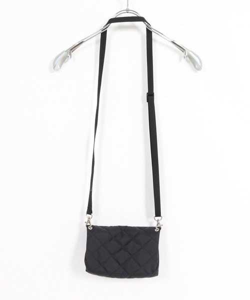 GLIMCLAP（グリムクラップ）の「mko13732-Diamond-Quilted Mini Multi-Pocket Bag フラップミニバッグ(211-029-gla-cg)（ショルダーバッグ・メンズ・ブラック・FREE）」の12枚目の写真