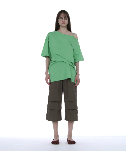 PARTIMENTO WOMEN(パルティメントウィメン)の「ドレープピンタックアシンメトリートップス_ネオングリーン(Tシャツ/カットソー・レディース・その他・SMALL/MEDIUM)」の3枚目の写真