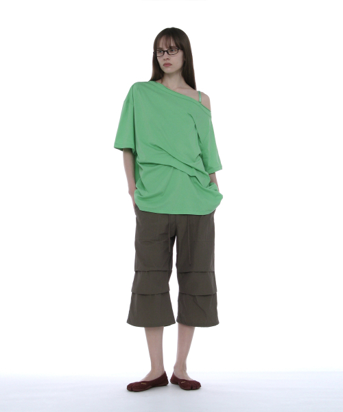 PARTIMENTO WOMEN(パルティメントウィメン)の「ドレープピンタックアシンメトリートップス_ネオングリーン(Tシャツ/カットソー・レディース・その他・SMALL/MEDIUM)」の7枚目の写真