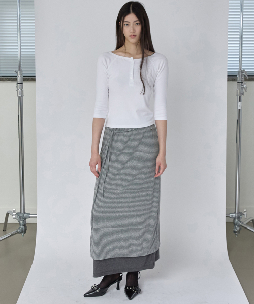 RENSE(レンセ)の「Striped Layered Long Skirt Gray(スカート・レディース・その他・OS)」の2枚目の写真