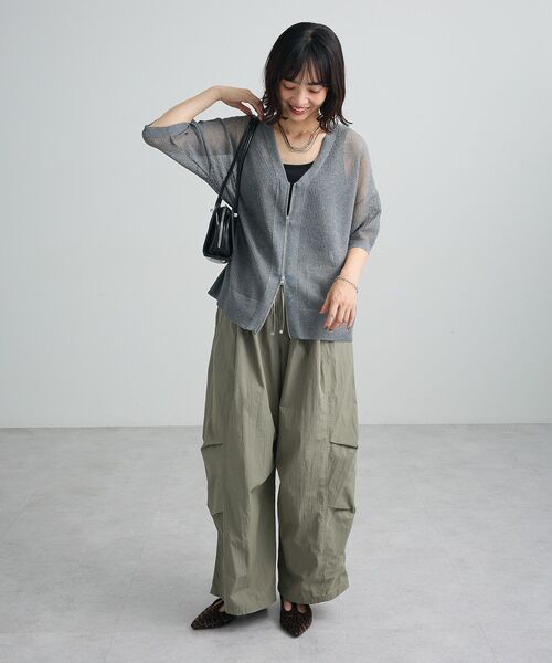 Green Parks(グリーンパークス)の「サイドタックカーブワイドパンツ(その他パンツ・レディース・ホワイト系その他2/カーキ/ブラック・FREE)」の6枚目の写真