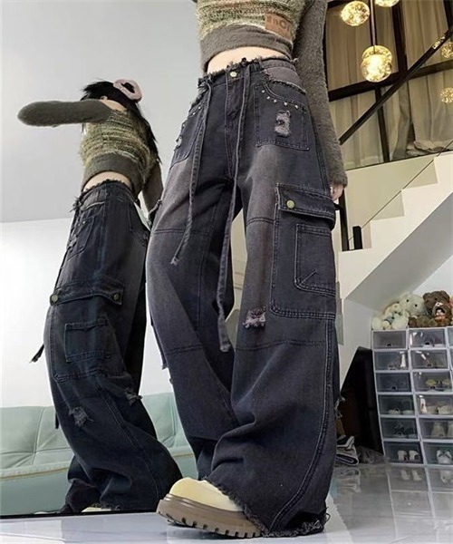 Dream garden(ドリームガーデン)の「ウエストリボンワイドデニムカーゴパンツ(デニムパンツ・レディース・ブラック・L/2XL/M/S)」の5枚目の写真