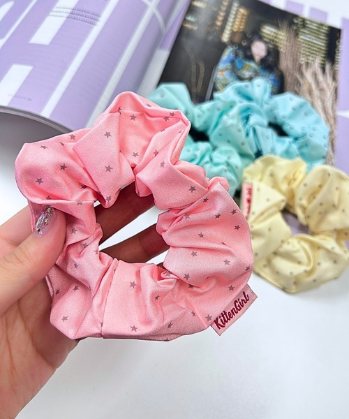 almo(アルモ)の「【456917】パステルスターシュシュ(RO)(シュシュ・レディース・ブルー/イエロー/ピンク/グリーン・FREE)」の4枚目の写真