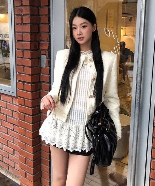 SHERU（シェル）の「ハイネックレース切り替えペプラムリブニット（Tシャツ/カットソー・レディース・アイボリー・M）」の15枚目の写真