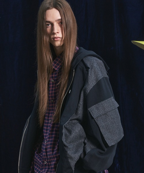 MAISON SPECIAL(メゾンスペシャル)の「《UNISEX》異素材ドッキングプライムオーバージップパーカー/Mixed Materials Docking Prime-Over Zip Hoodie【MAISON SPECIAL/メゾンスペシャル】(パーカー・メンズ・ブラック・2/1/0)」の7枚目の写真
