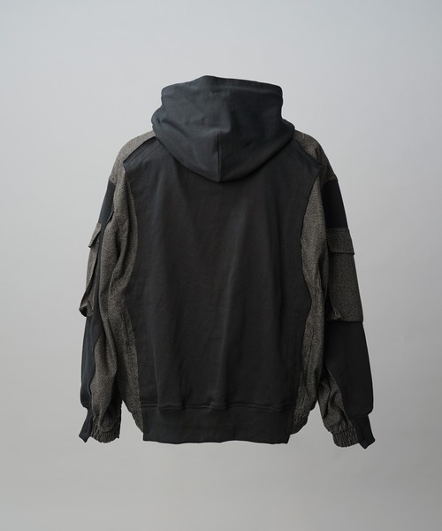 MAISON SPECIAL(メゾンスペシャル)の「《UNISEX》異素材ドッキングプライムオーバージップパーカー/Mixed Materials Docking Prime-Over Zip Hoodie【MAISON SPECIAL/メゾンスペシャル】(パーカー・メンズ・ブラック・2/1/0)」の10枚目の写真