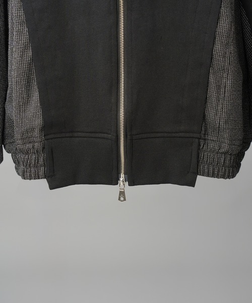 MAISON SPECIAL(メゾンスペシャル)の「《UNISEX》異素材ドッキングプライムオーバージップパーカー/Mixed Materials Docking Prime-Over Zip Hoodie【MAISON SPECIAL/メゾンスペシャル】(パーカー・メンズ・ブラック・2/1/0)」の14枚目の写真