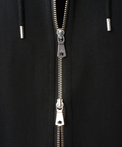 MAISON SPECIAL(メゾンスペシャル)の「《UNISEX》異素材ドッキングプライムオーバージップパーカー/Mixed Materials Docking Prime-Over Zip Hoodie【MAISON SPECIAL/メゾンスペシャル】(パーカー・メンズ・ブラック・2/1/0)」の13枚目の写真
