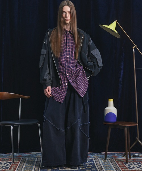 MAISON SPECIAL(メゾンスペシャル)の「《UNISEX》異素材ドッキングプライムオーバージップパーカー/Mixed Materials Docking Prime-Over Zip Hoodie【MAISON SPECIAL/メゾンスペシャル】(パーカー・メンズ・ブラック・2/1/0)」の2枚目の写真