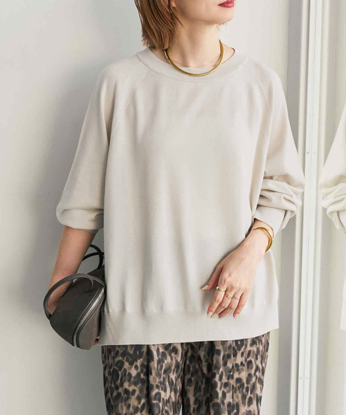 Spick & Span(スピックアンドスパン)の「《新色有り / 追加》ウォッシャブルラグランスリーブプルオーバー(ニット/セーター・レディース・レッド/チャコールグレー/その他2/アイボリー・FREE)」の2枚目の写真