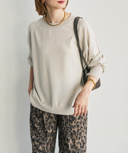 Spick & Span(スピックアンドスパン)の「《新色有り / 追加》ウォッシャブルラグランスリーブプルオーバー(ニット/セーター・レディース・レッド/チャコールグレー/その他2/アイボリー・FREE)」の14枚目の写真