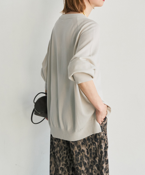 Spick & Span(スピックアンドスパン)の「《新色有り / 追加》ウォッシャブルラグランスリーブプルオーバー(ニット/セーター・レディース・レッド/チャコールグレー/その他2/アイボリー・FREE)」の16枚目の写真