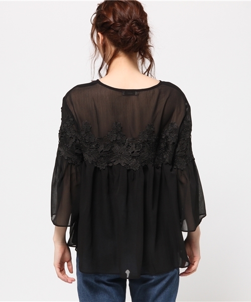 mystic（ミスティック）の「【mystic】レースギャザーブラウス（シャツ/ブラウス・レディース・オフホワイト/ベージュ/ブラック・1）」の6枚目の写真