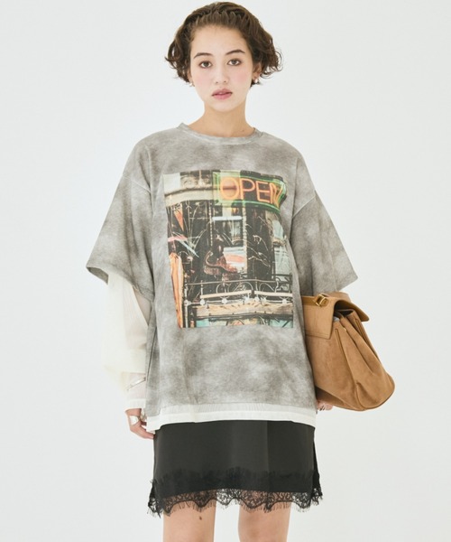 MIRROR STOKE(ミラーストーク)の「【ZOZO限定】MM OPEN LAYERED T-SHIRT/ミラーメモリーオープンレイヤードティーシャツ(Tシャツ/カットソー・レディース・グレー/モカ・MEDIUM)」の2枚目の写真