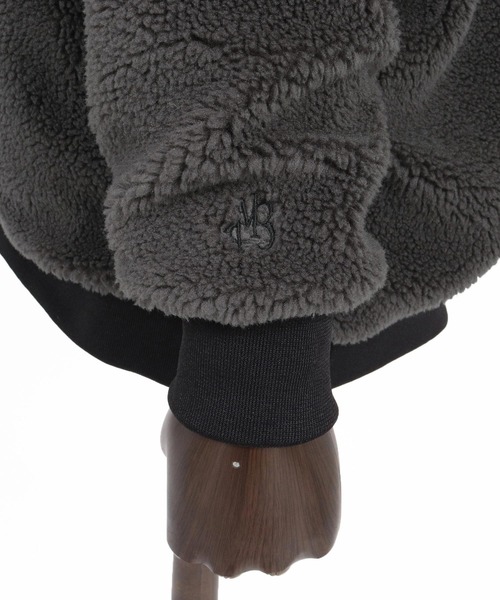 Maison code 13(メゾンコードサーティーン)の「mpa4199- Boa Asymmetric Zip Hoodie ジップパーカー(M26W-05)(パーカー・メンズ・ブラック/チャコール・S/M/L)」の17枚目の写真