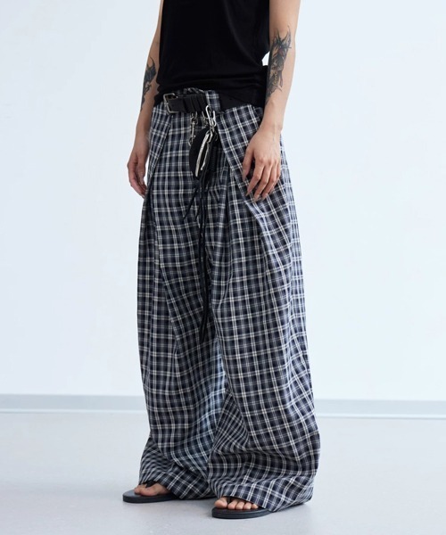 Ressaca(レサーカ)の「チェック柄クロスタックワイドパンツ(その他パンツ・メンズ・ブルー/ブラック・L/M)」の7枚目の写真
