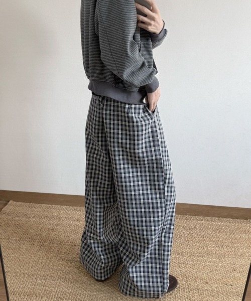 Ressaca(レサーカ)の「チェック柄クロスタックワイドパンツ(その他パンツ・メンズ・ブルー/ブラック・L/M)」の5枚目の写真