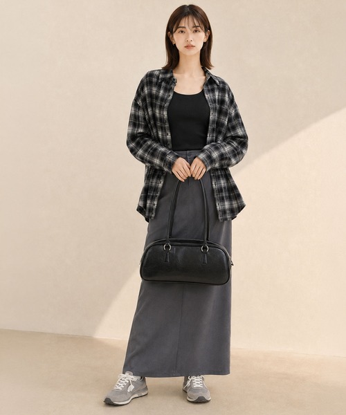 by LEGNA(バイレグナ)の「オーバーサイズチェックシャツ(シャツ/ブラウス・レディース・イエロー/ブルー/レッド/ダークブルー/ブラック/グリーン・FREE)」の12枚目の写真