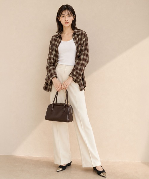 by LEGNA(バイレグナ)の「オーバーサイズチェックシャツ(シャツ/ブラウス・レディース・イエロー/ブルー/レッド/ダークブルー/ブラック/グリーン・FREE)」の17枚目の写真