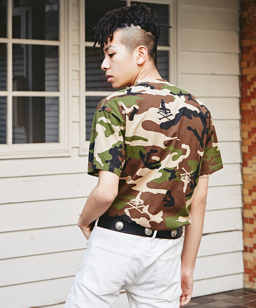 HYSTERIC GLAMOUR(ヒステリックグラマー)の「GLASSES WOMAN プリント Tシャツ(Tシャツ/カットソー・メンズ・ホワイト/グリーン系カモフラージュ/ブラック・X-SMALL/SMALL/MEDIUM/LARGE)」の10枚目の写真