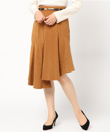 イレヘムベルト付スカート