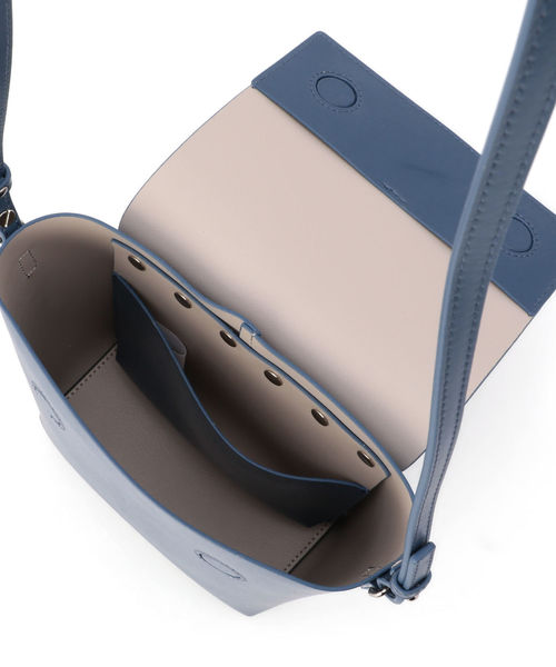 YAHKI(ヤーキ)の「YAHKI:フラップショルダーバッグ(ショルダーバッグ・レディース・ピンク/ブルー・ONE SIZE)」の8枚目の写真