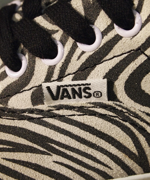 BEAUTY&YOUTH UNITED ARROWS（ビューティーアンドユースユナイテッドアローズ）の「BYBC ∵VANS別注 ERAスウェードアニマル  §◆（スニーカー・レディース・ブラック/ブラウン・4.5/5/5.5/6/6.5）」の7枚目の写真