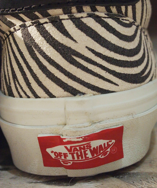 BEAUTY&YOUTH UNITED ARROWS（ビューティーアンドユースユナイテッドアローズ）の「BYBC ∵VANS別注 ERAスウェードアニマル  §◆（スニーカー・レディース・ブラック/ブラウン・4.5/5/5.5/6/6.5）」の9枚目の写真