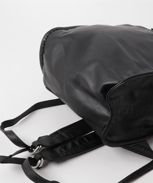 aniary（アニアリ）の「【aniary】ガーメントレザー バックパック