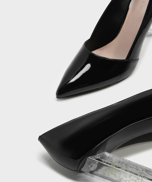 CHARLES & KEITH(チャールズ & キース)の「フローラルルーサイトヒールパンプス / FLORAL LUCITE HEEL PUMPS(パンプス・レディース・ブラック/シルバー・22.5cm/23cm/23.5cm/24.5cm/25cm)」の6枚目の写真
