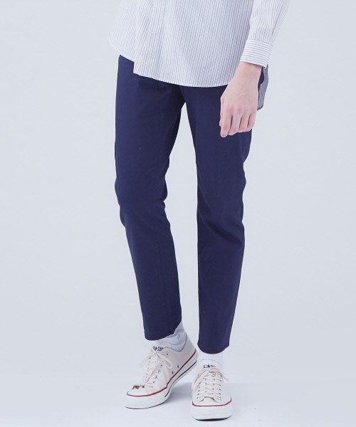 ABAHOUSE GRAY(アバハウスグレイ)の「【展開店舗限定】カラースキニーサテン5Pパンツ(KAK/NAV)(その他パンツ・メンズ・ネイビー/カーキ・44/46/48/50)」の2枚目の写真