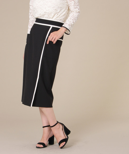 Tiara(ティアラ)の「S スカート(スカート・レディース・アイボリー/ブラック・S/M/L)」の1枚目の写真