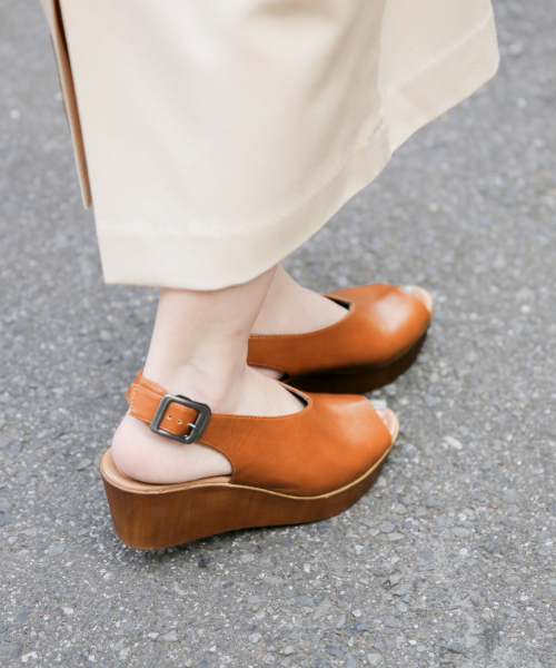 LOWRYS FARM(ローリーズファーム)の「バックストラップサンダル 826742(サンダル・レディース・ブラック/ブラウン/オフホワイト/パイソン・MEDIUM/LARGE)」の10枚目の写真