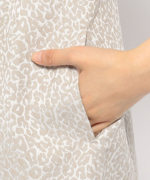 A/C DESIGN BY ALPHA CUBIC（エーシーデザインバイアルファキュービック）の「レオパードワンピース（ワンピース・レディース・ブラック/ベージュ・11号/9号/13号）」の12枚目の写真