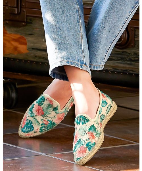 KOBE LETTUCE（コウベレタス）の「エスパドリーユポインテッドトゥシューズ（その他シューズ・レディース・ブラック/レッド/その他/ホワイト系その他/ブラック系その他/ブルー系その他/キャメル/ホワイト系その他2・LL/S/M/L）」の8枚目の写真