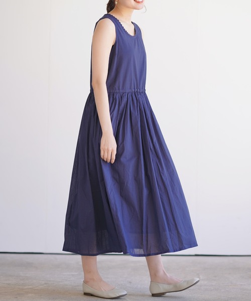 rps（アールピーエス）の「コットンボイルノースリーブワンピース（ワンピース・レディース・ブラック/パープル/ネイビー/ブルー/グリーン/マスタード/ダークベージュ/グレー系その他3/ダークネイビー/ブルーグリーン・M）」の5枚目の写真