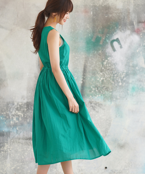 rps（アールピーエス）の「コットンボイルノースリーブワンピース（ワンピース・レディース・ブラック/パープル/ネイビー/ブルー/グリーン/マスタード/ダークベージュ/グレー系その他3/ダークネイビー/ブルーグリーン・M）」の4枚目の写真