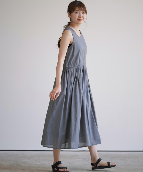 rps（アールピーエス）の「コットンボイルノースリーブワンピース（ワンピース・レディース・ブラック/パープル/ネイビー/ブルー/グリーン/マスタード/ダークベージュ/グレー系その他3/ダークネイビー/ブルーグリーン・M）」の16枚目の写真