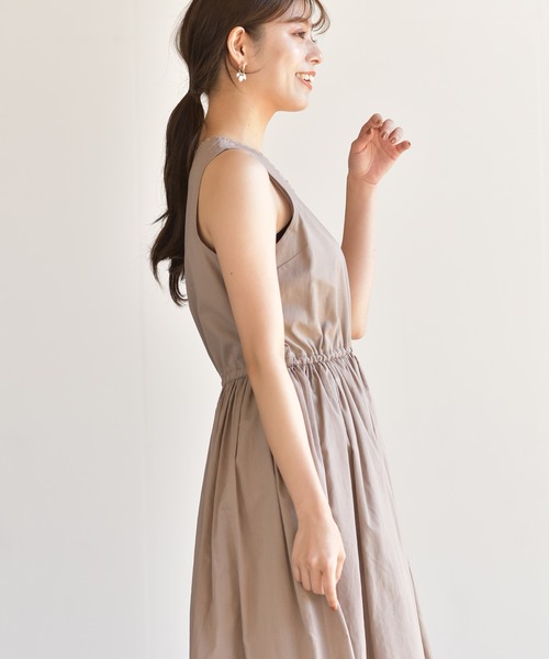 rps（アールピーエス）の「コットンボイルノースリーブワンピース（ワンピース・レディース・ブラック/パープル/ネイビー/ブルー/グリーン/マスタード/ダークベージュ/グレー系その他3/ダークネイビー/ブルーグリーン・M）」の19枚目の写真