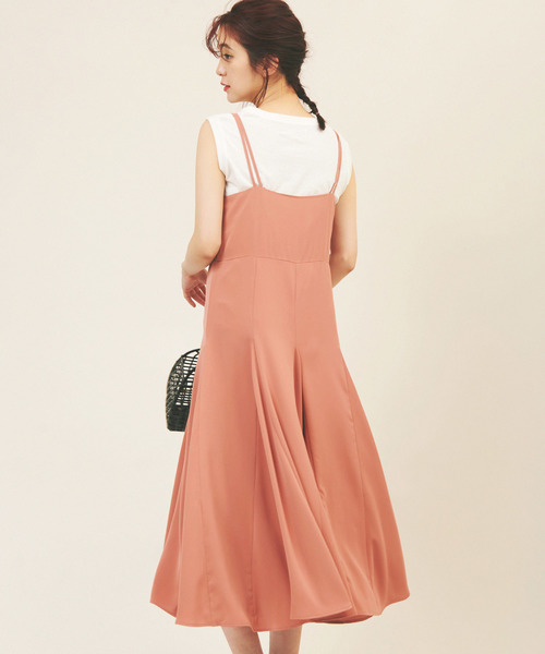 The Virgnia（ザ ヴァージニア）の「カットトップス付きキャミワンピース（ワンピース・レディース・ブラック/オレンジ・FREE）」の6枚目の写真