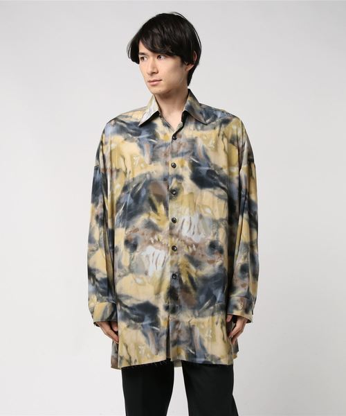 A'GEM9(エージェムナイン)の「オーバーサイズ総柄シャツ(シャツ/ブラウス・メンズ・サックスブルー/イエロー・FREE)」の2枚目の写真