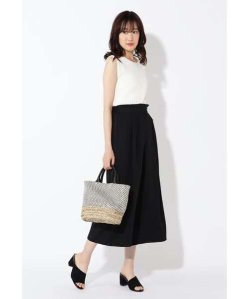 NATURAL BEAUTY BASIC（ナチュラルビューティーベーシック）の「タックイージーワイドパンツ（その他パンツ・レディース・ブラック/ブラウン・SMALL/MEDIUM）」の11枚目の写真