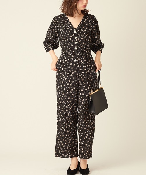 natural couture（ナチュラルクチュール）の「ドット花柄レトロオールインワン（サロペット/オーバーオール・レディース・ブラック/ベージュ/パープル・FREE）」の13枚目の写真