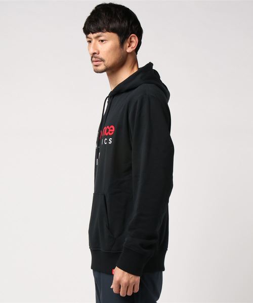 NEW BALANCE(ニューバランス)の「エッセンシャルズアイコンスウェットプルオーバーフーディ(パーカー・メンズ・ブラック/グレー/インディゴブルー・SMALL/MEDIUM/LARGE/X-LARGE/XX-LARGE)」の4枚目の写真