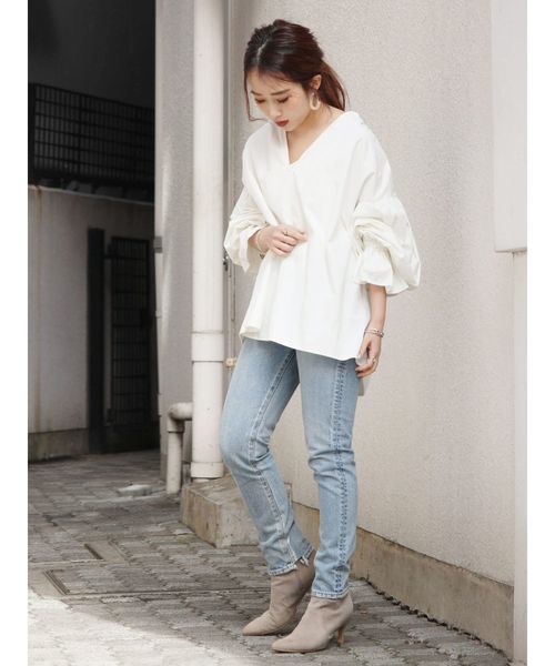 Ungrid（アングリッド）の「ハイウエストダメージスリムデニム（デニムパンツ・レディース・インディゴブルー/ブルー・24inch/25inch/26inch/27inch/23inch）」の6枚目の写真