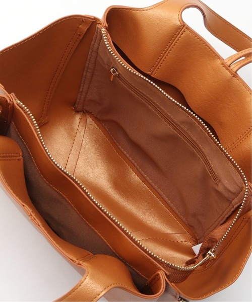 B.C STOCK（ベーセーストック）の「サイドファスナートートBAG（ショルダーバッグ・レディース・ブラック/ベージュ/キャメル・FREE）」の7枚目の写真