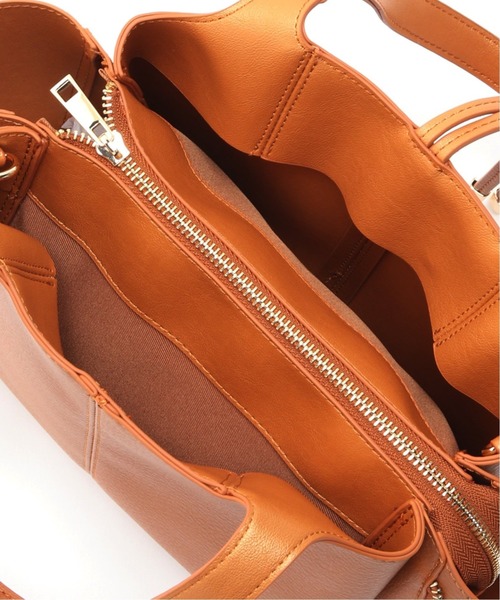 B.C STOCK（ベーセーストック）の「サイドファスナートートBAG（ショルダーバッグ・レディース・ブラック/ベージュ/キャメル・FREE）」の10枚目の写真