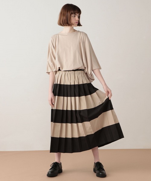 FRAPBOIS（フラボア）の「サークルノッチ カットソー（Tシャツ/カットソー・レディース・レッド/その他1/ベージュ系その他・1）」の11枚目の写真