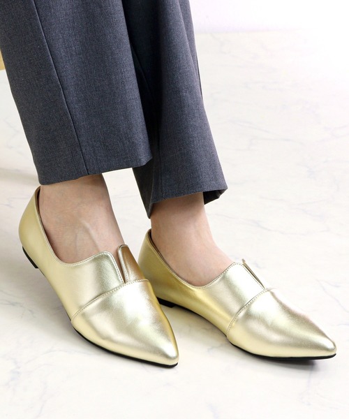 LibertyDoll（リバティードール）の「Liberty Doll / センターセパレートフラット センタースリットパンプス(1106)（パンプス・レディース・ブラック/ダークブラウン/ブラウン/シルバー/ワイン/ネイビー/パイソン/ホワイト/ベージュ/グレイッシュベージュ/ブラウン系その他/ブラック系その他/ブラウン系その他2/ゴールド・LL/3L/S/M/L/SS/XL）」の13枚目の写真