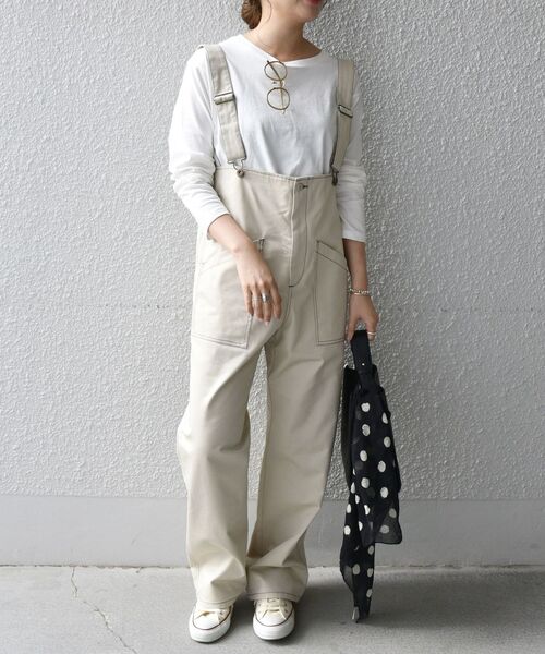 UNIVERSAL OVERALL（ユニバーサルオーバーオール）の「【SHIPS any別注】UNIVERSAL OVERALL: ソリッド オーバーオール サロペット◇◇（サロペット/オーバーオール・レディース・ブラック/キャメル/ナチュラル・ONE SIZE）」の8枚目の写真